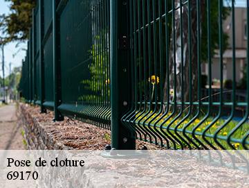 Pose de cloture 69170